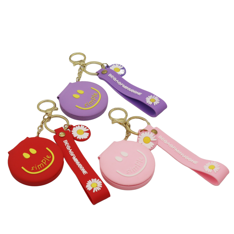 WSNBWYE Cheap Custom Logo Creative Cartoon Pvc Key Chain Small Round Mirror Keychain