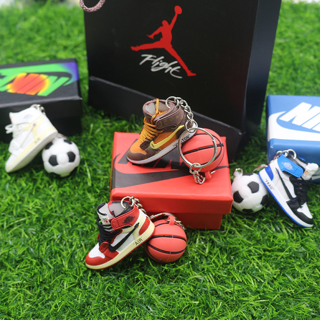 Sneakers Keychain Factory Outlet Mini Keychains Rubber 3d Pvc Soft Cheap Custom Key Chain