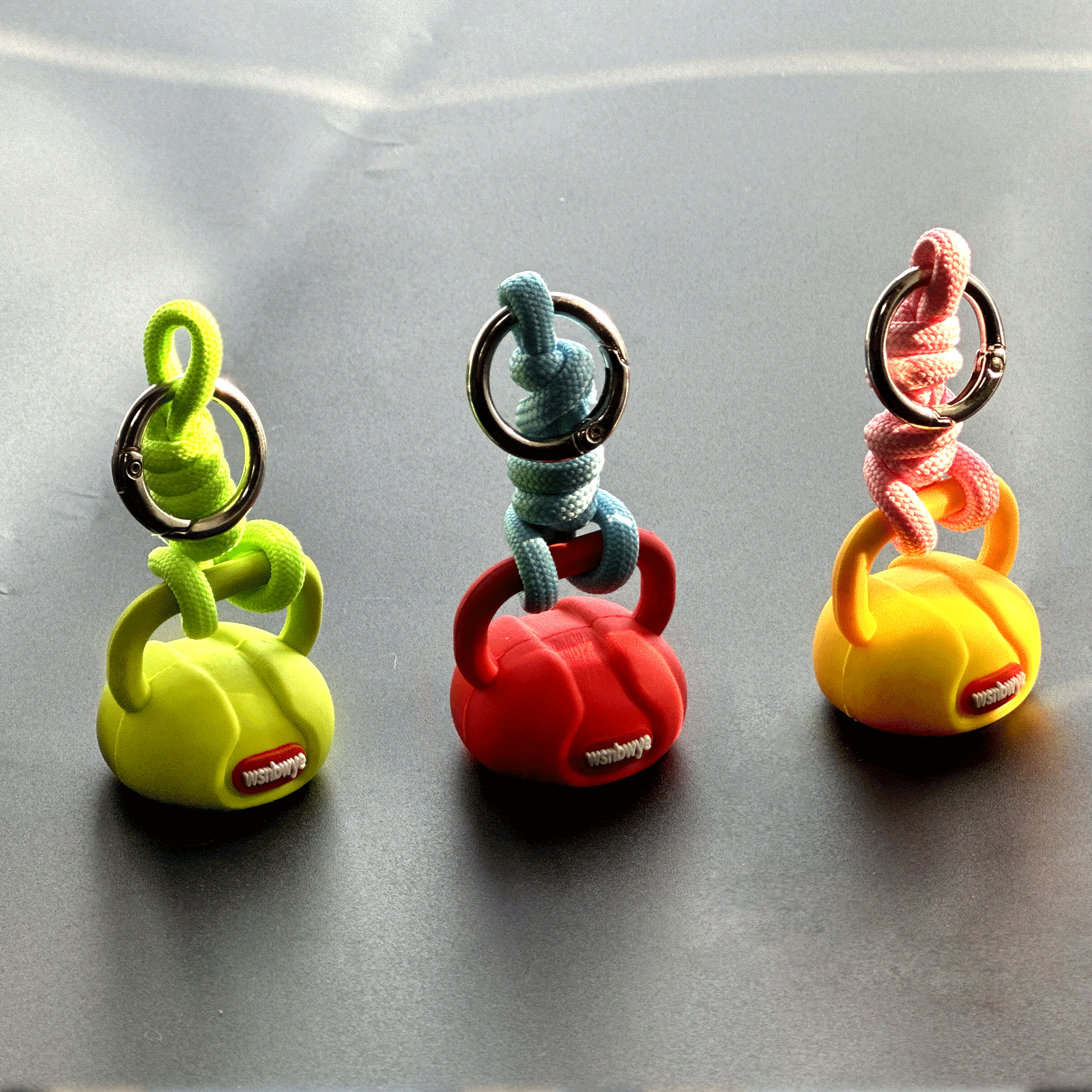 1pc Wsnbwye Fashion Color Mini Twine Kettlebell Keychain Exercise Weight Lifting Stretching Strength Training Portable Fitness Gadget for Decorating Backpack Pendant