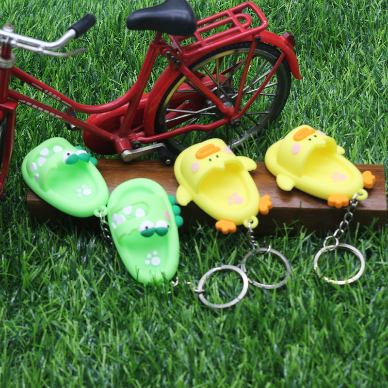 Wholesale Lovely Mini Shoe Keychain 3d Slipper Keyring Slipper Keyholder Croc Key Couple Bag Pendant Keychain