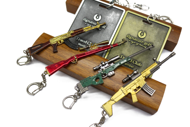 Luxury Metal Keychain Custom Simulation Pistol Gun Keychain