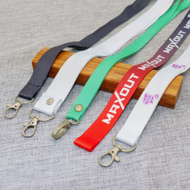 Winsnbwye lanyard custom manufacturer wholesaler personalized white keychain with polyester keychain suitable for keychains