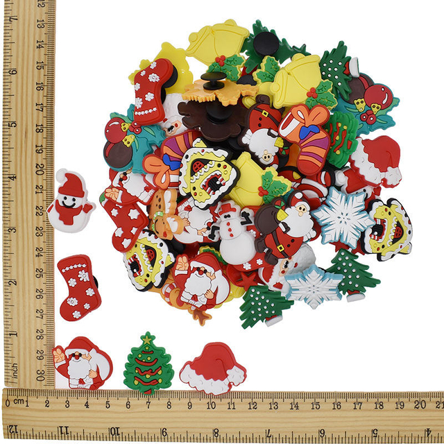 2022 New Arrival Classic Cartoon Santa Claus Croc Charms Wholesale Christmas Croc Charms