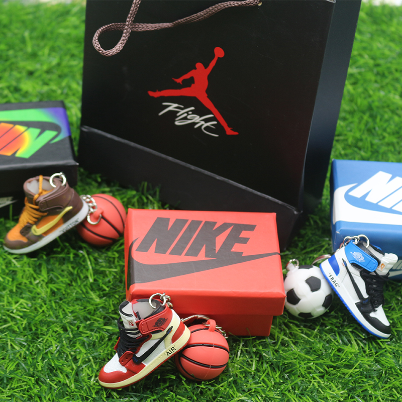 Sneakers Keychain Factory Outlet Mini Keychains Rubber 3d Pvc Soft Cheap Custom Key Chain